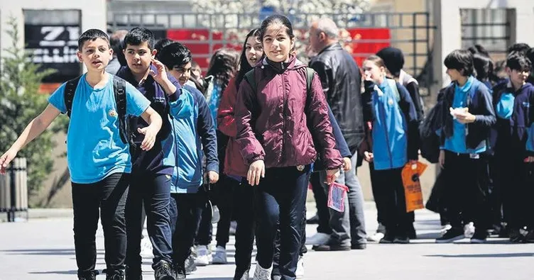 Ara tatiller yaz tatiline eklenecek