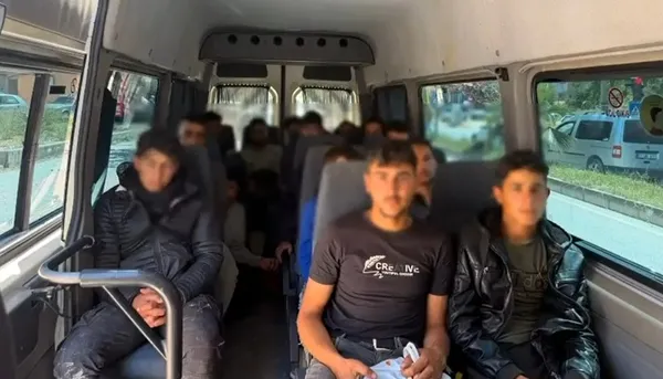hatayda-yakalanan-2-gocmen-kacakcisi-tutuklandi-1781774350216.jpg