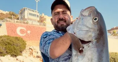 Oltasına dev kuzu balığı takıldı #antalya