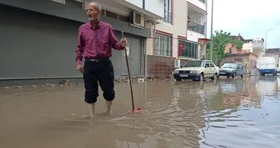 Son dakika: Aydın’da 3 saat süren yağış hayatı felç etti! Yollar kapandı, binalar sular altında kaldı