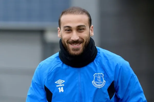 Cenk Tosun form tutuyor