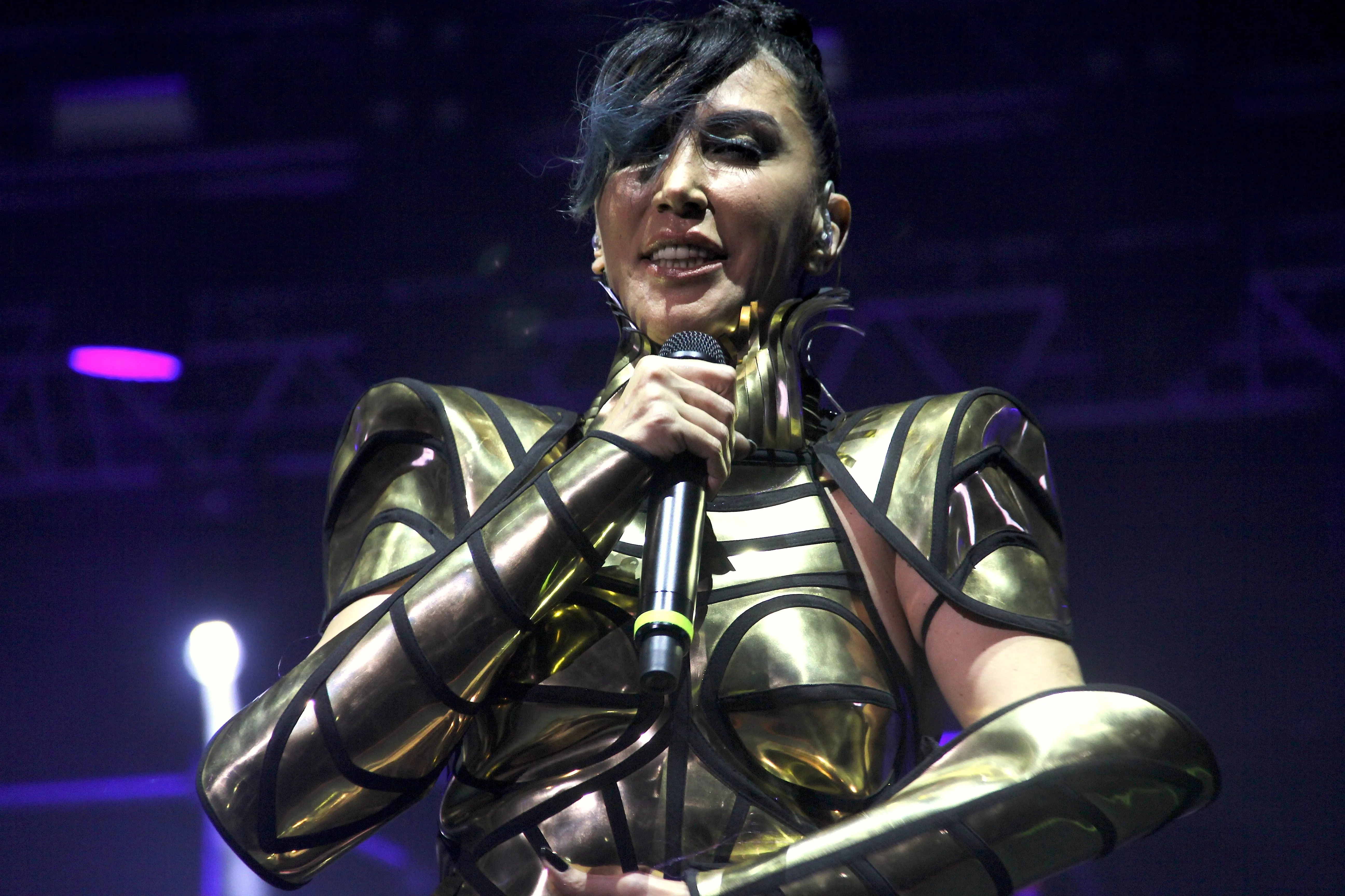 Hande Yener yeni aşkıyla ilk kez el ele! - FotoHaber - Magazin