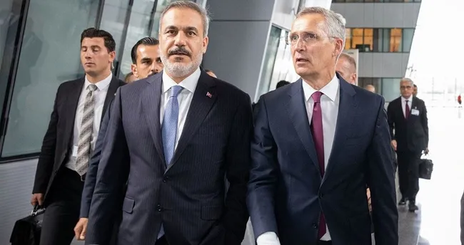 Dışişleri Bakanı Fidan, NATO Genel Sekreteri Stoltenberg ile telefonda görüştü Dışişleri Bakanı Fidan, NATO Genel Sekreteri Stoltenberg ile telefonda görüştü