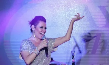 Bin 200 kişilik hayran korosu