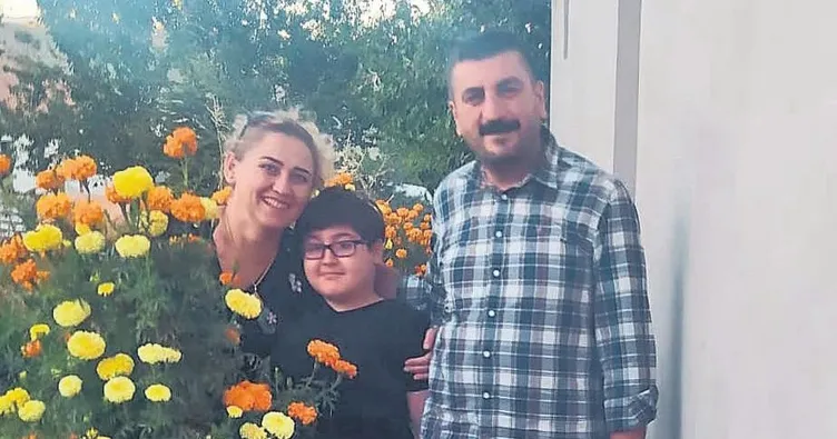 Gülfidan hemşire oğluna şifa arıyor