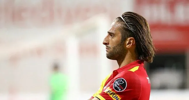 Burak Kapacak A Fenerbahce Ve Trabzonspor Dan Resmi Teklif Yok Bursaspor Haberleri Spor