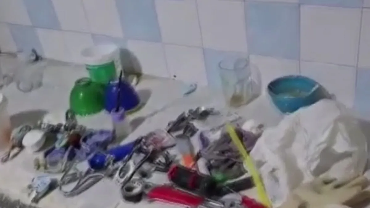 Hatay'da Kaçak Diş Laboratuvarına Baskın: 2 Gözaltı, Yüksek Değerli Cihazlar Ele Geçirildi