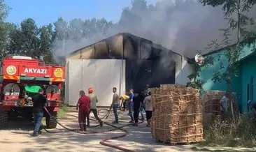 Sakarya'da ahşap atölyesinde yangın #sakarya