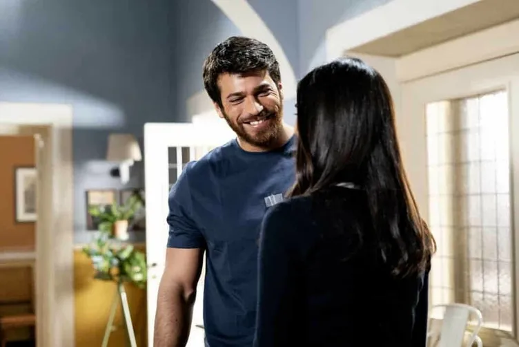 Can Yaman’dan beklenmeyen hamle! Bakın hangi Türk güzele gönlünü kaptırdı...