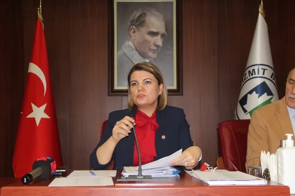 izmit-belediye-meclisinde-carpici-iddialar-hurriyet-yegenlerine-sirket-kurdurup-is-verdi-1650025096916.jpg
