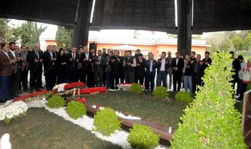 İçişleri Bakanı Soylu Turgut Özal’ı 30.yılında dualarla andı