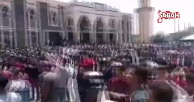 Suriye’de rejim askerlerinin cenaze töreninde Esad ve İran karşıtı gösteri