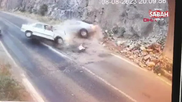 Erzurum'da 1 kişinin öldüğü, 2 aracın kafa kafaya çarpıştığı feci kaza kamerada | Video