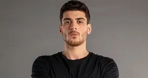 Survivor 2021 gönüllüler takımı yarışmacılarından Yiğit Poyraz kaç yaşında ve nereli? Survivor Yiğit kimdir?