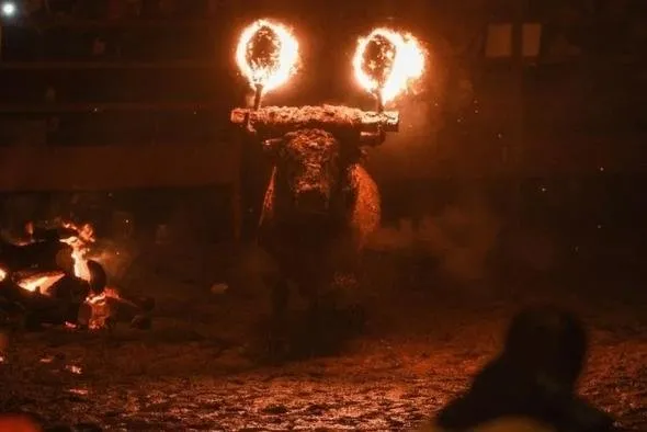 Böyle bir vahÅet görülmedi... Diri diri yaktılar...