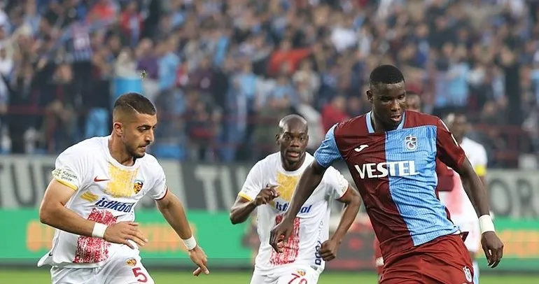 Trabzonspor Kayseri deplasmanında | Maçta ilk düdük çaldı