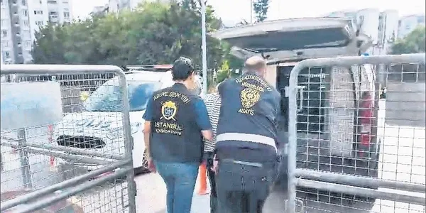 sokakta-pusu-kurup-meslektasini-oldurdu-1783015266807.jpeg