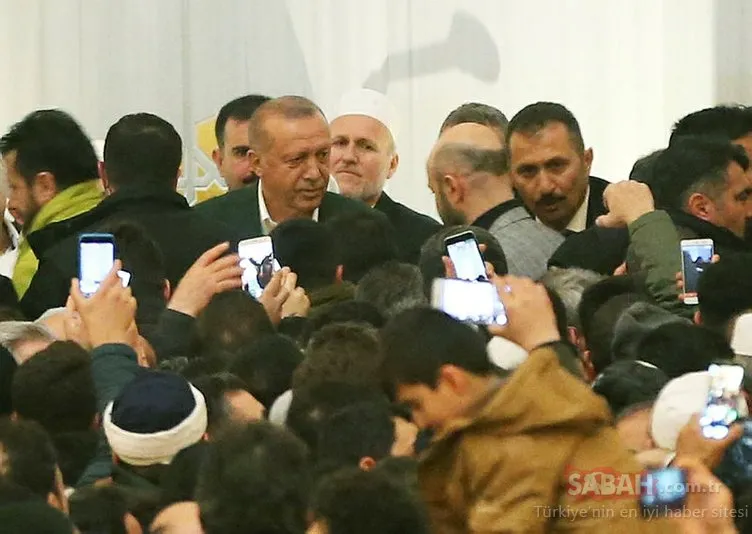 Miraç Kandili’nde Çamlıca Cami dolup taştı! Başkan Erdoğan’da Çamlıca Camii’nde