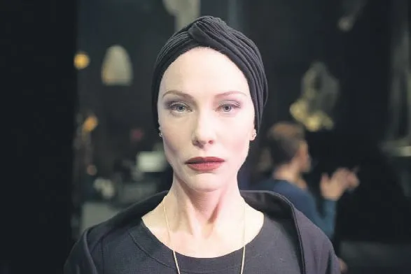 Bir kadının içine kaç kadın sığar