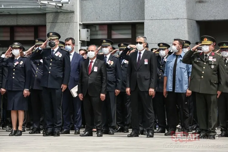 Şehit polis Erkan Gökteke için İstanbul İl Emniyet Müdürlüğünde tören düzenlendi