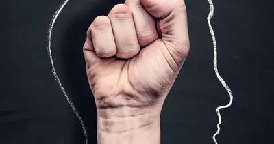 Bu bilgi hayatınızı etkileyecek! Sağ yumruğunuzu 90 saniye boyunca sıkarsanız...