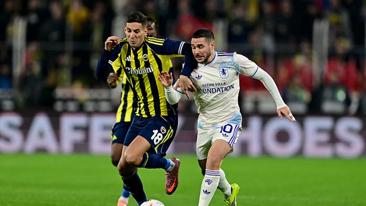 Fenerbahçe’de Mert Müldür dalya diyecek! Fenerbahçe’de Mert Müldür dalya diyecek!