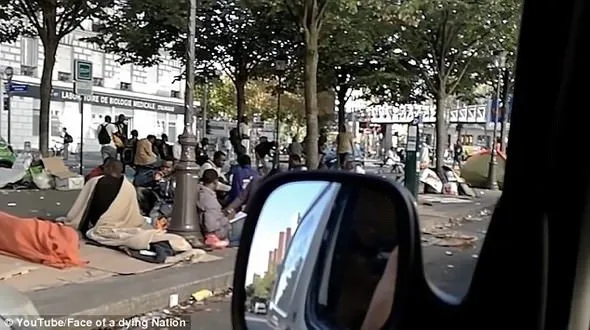 Paris’te göçmenlere orantısız güç