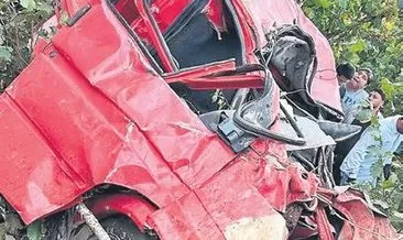 Kamyonet fındık bahçesine uçtu: 4 ölü, 1 yaralı #giresun