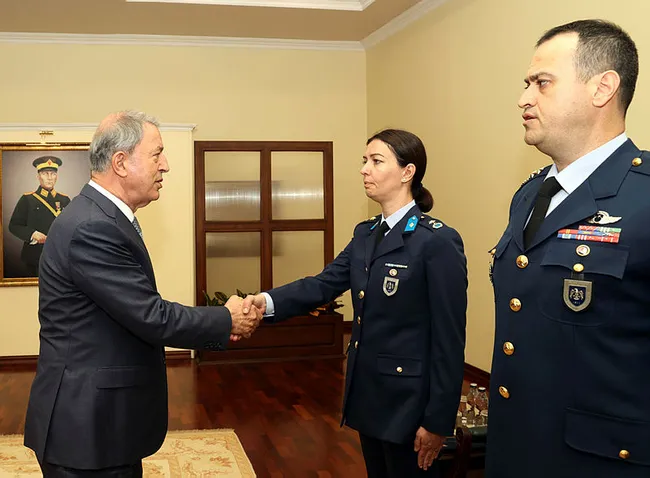 Son dakika: Milli Savunma Bakanı Akar'dan F-16 mesajı