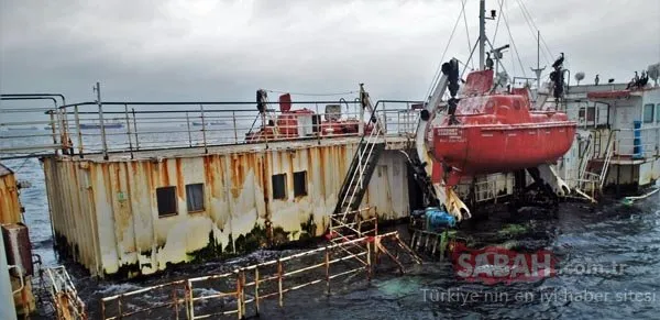 İstanbul'un hayalet gemileri bir bir temizleniyor