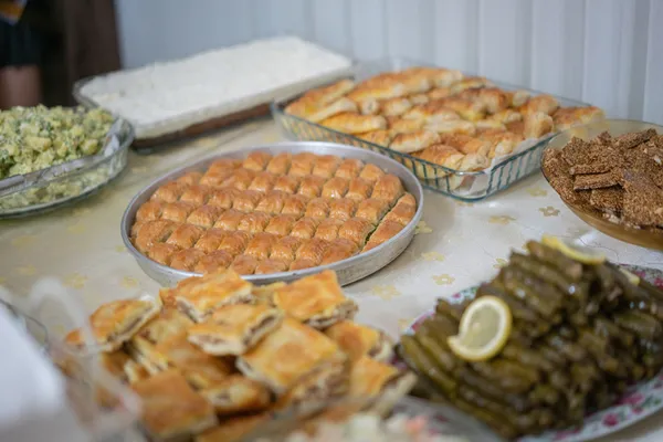 bayram-baklavasiz-olmaz-en-iyi-baklavanin-puf-noktasi-1718522835418.jpg