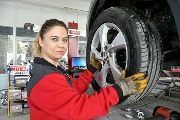 Muhasebeciydi şimdi oto lastik işinin patronu oldu!