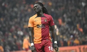 Son dakika Galatasaray haberleri: Bafetimbi Gomis futbolu bırakacağını yalanladı