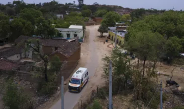 Hindistan’da feci kaza: Yolcu otobüsünü alevler sardı