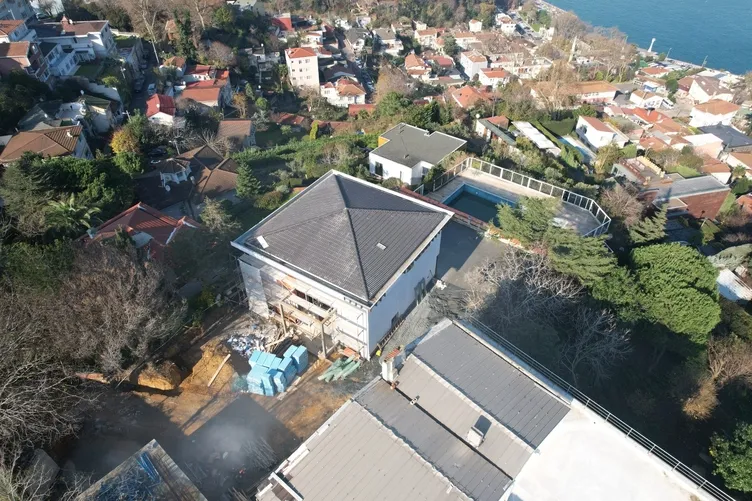 HALK TV’nin patronu Cafer Mahiroğlu devlete meydan okuyor! Çifte suç duyurusuna rağmen kaçağa devam