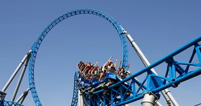 Bindiği hız treni sonu oluyordu! Çok eğlendiği anlar kabusa döndü: Bu yaştakiler sakın binmesin!