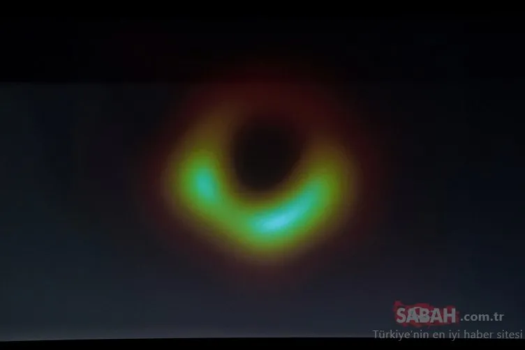 Dünya tarihinde bir ilk! İşte görüntülenen ilk kara delik...