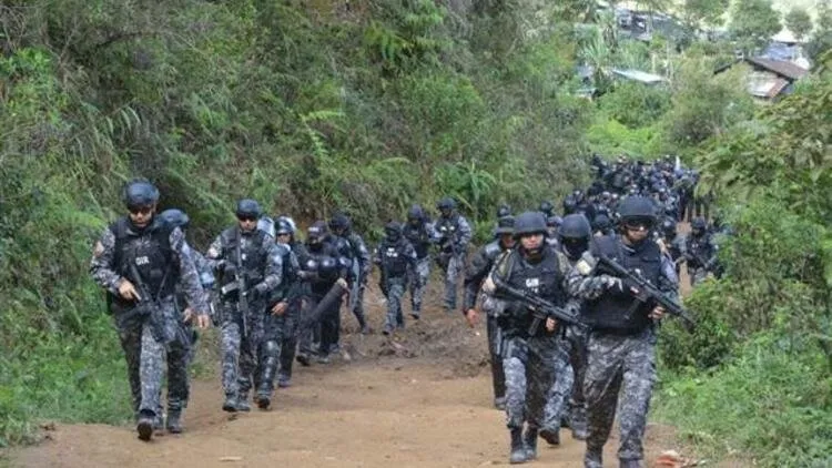 Ekvador’da kaçak madene binlerce polis ve askerle müdahale