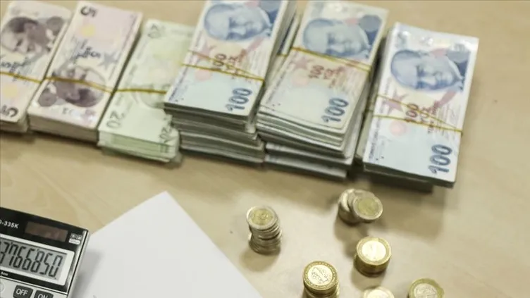 Emekli bayram ikramiyesine zam geliyor! Sürpriz rakam ortaya çıktı! Yeni emekliler para alacak mı? Tarih verildi, işte detaylar...