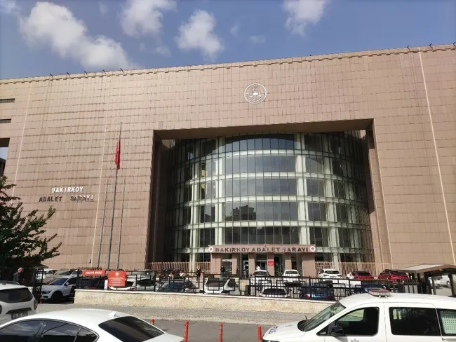 durusmada-yargi-mensuplarini-hedef-almisti-ekrem-imamoglu-hakkinda-sorusturma-1792081310745.jpg Duruşmada yargı mensuplarını hedef almıştı: Ekrem İmamoğlu hakkında soruşturma!