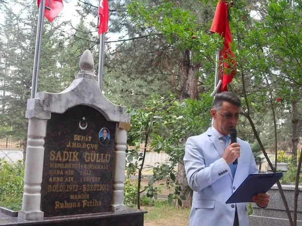 sehit-sadik-gullu-sehadetinin-15-yilinda-dualarla-anildi-1784822259443.jpg