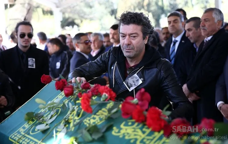 Usta oyuncu Aytaç Arman için Adana'da tören düzenlendi