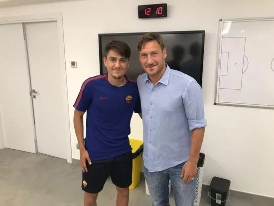 Cengiz Ünder, Totti’yle ilk karşılaşmalarını anlattı
