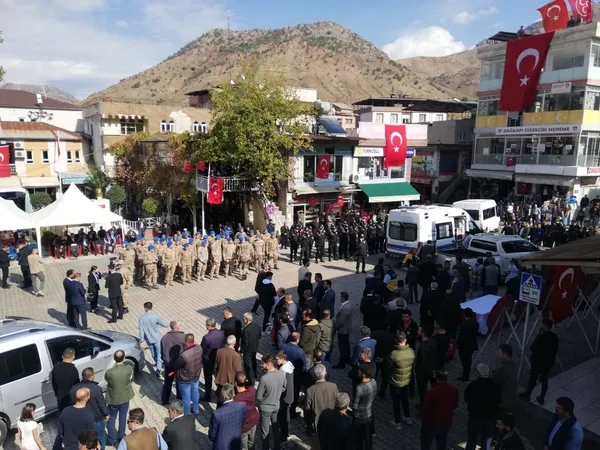 Pençe-Kilit şehidi son yolculuğuna uğurlandı