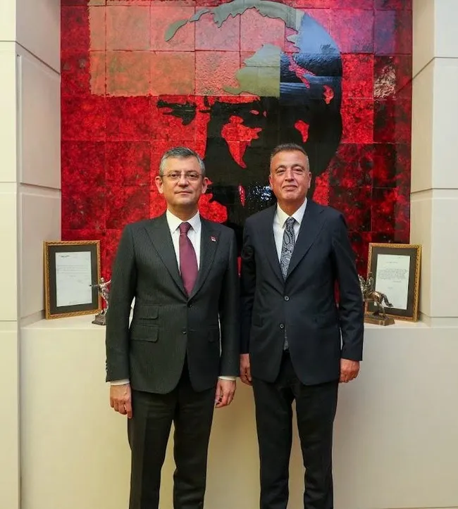 son-dakika-cumhuriyet-halk-partisinde-yeni-skandal-ali-mahir-basarir-bakin-nasil-milletvekili-olmus-hepsini-if-1757060408913.jpg SON DAKİKA... CHP'de yeni skandal! Ali Mahir Başarır bakın nasıl milletvekili olmuş: Hepsini ifşa etti!