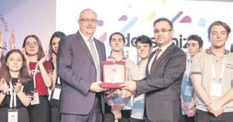 Genç girisimciler kıyasıya yarıstı