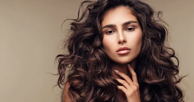 Elektriklenen Saclar Icin 7 Etkili Oneri Guzellik Haberleri Elektriklenen Saclar Icin 7 Etkili Oneri Guzellik Haberleri