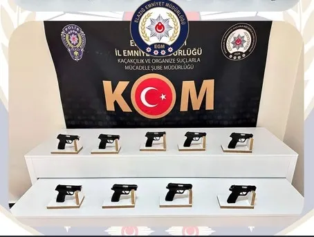 elazigda-ruhsatsiz-silah-operasyonu-28-tabanca-ele-gecirildi-2-supheli-tutuklandi-1789737719106.jpg
