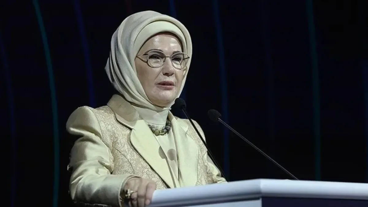 Emine Erdoğan, 6. Lider Eşleri Zirvesi'ne video mesaj gönderdi: "Toplumların en büyük gücü tek yürek olabilmektir"