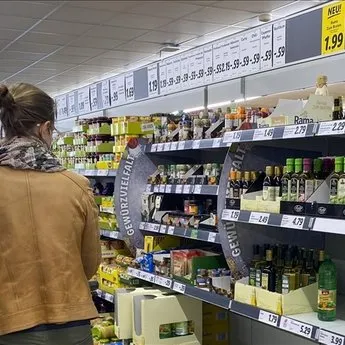 Almanya’da tüketici güveni düştü